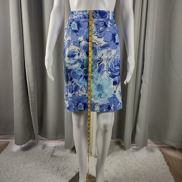 Van Heusen Women's 100% Cotton Blue, White Floral Back Zip, Pencil Skirt Size 8 - Picture 5 of 10